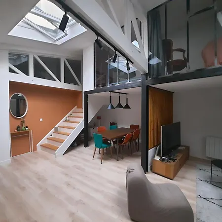 Loft 4-5 Personnes à Montmartre - Parking Privé Sur Réservation Alloggio in famiglia