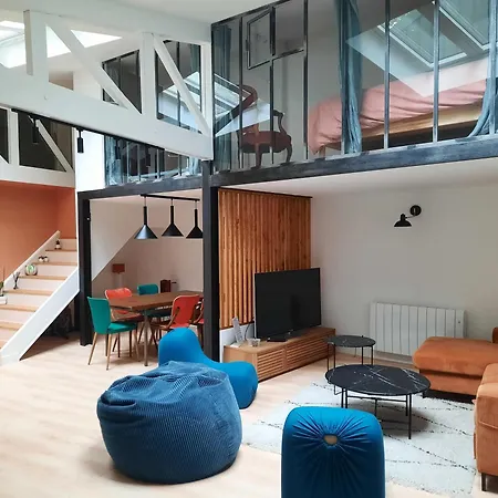 Loft 4-5 Personnes à Montmartre - Parking Privé Sur Réservation Alloggio in famiglia