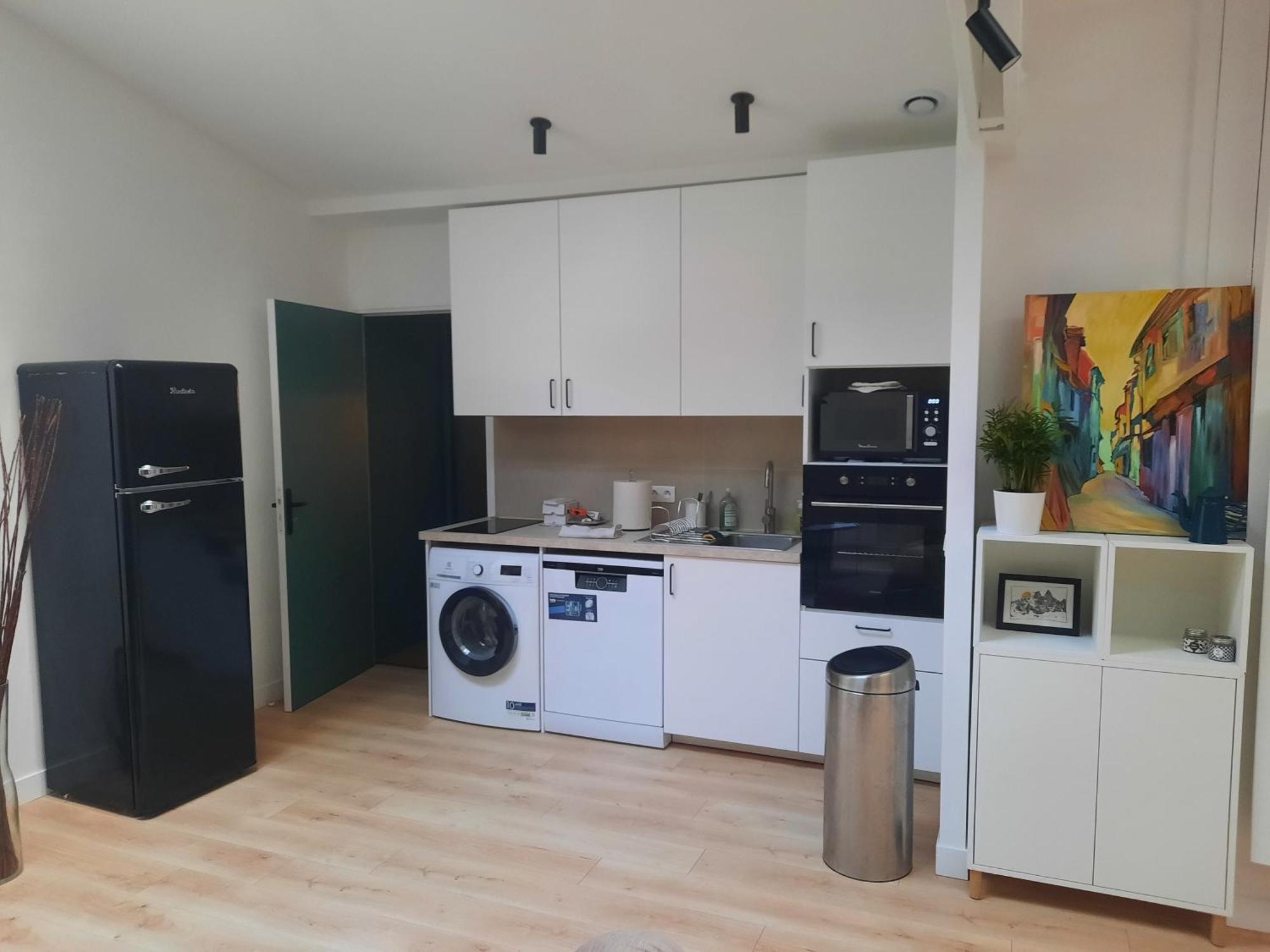 Homestay Loft 4-5 Personnes A Montmartre - Parking Prive Sur Reservation *