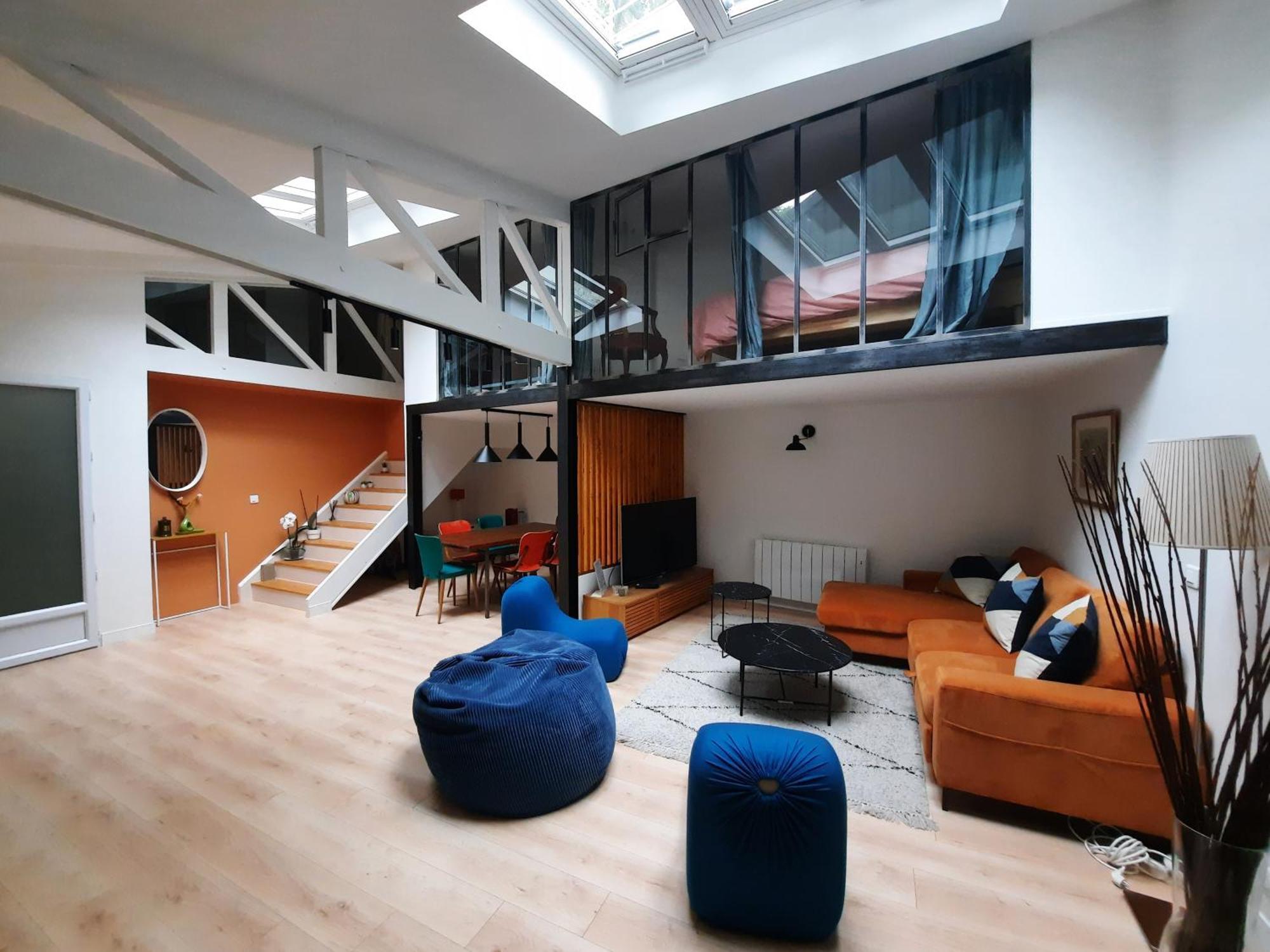 Homestay Loft 4-5 Personnes A Montmartre - Parking Prive Sur Reservation Paris